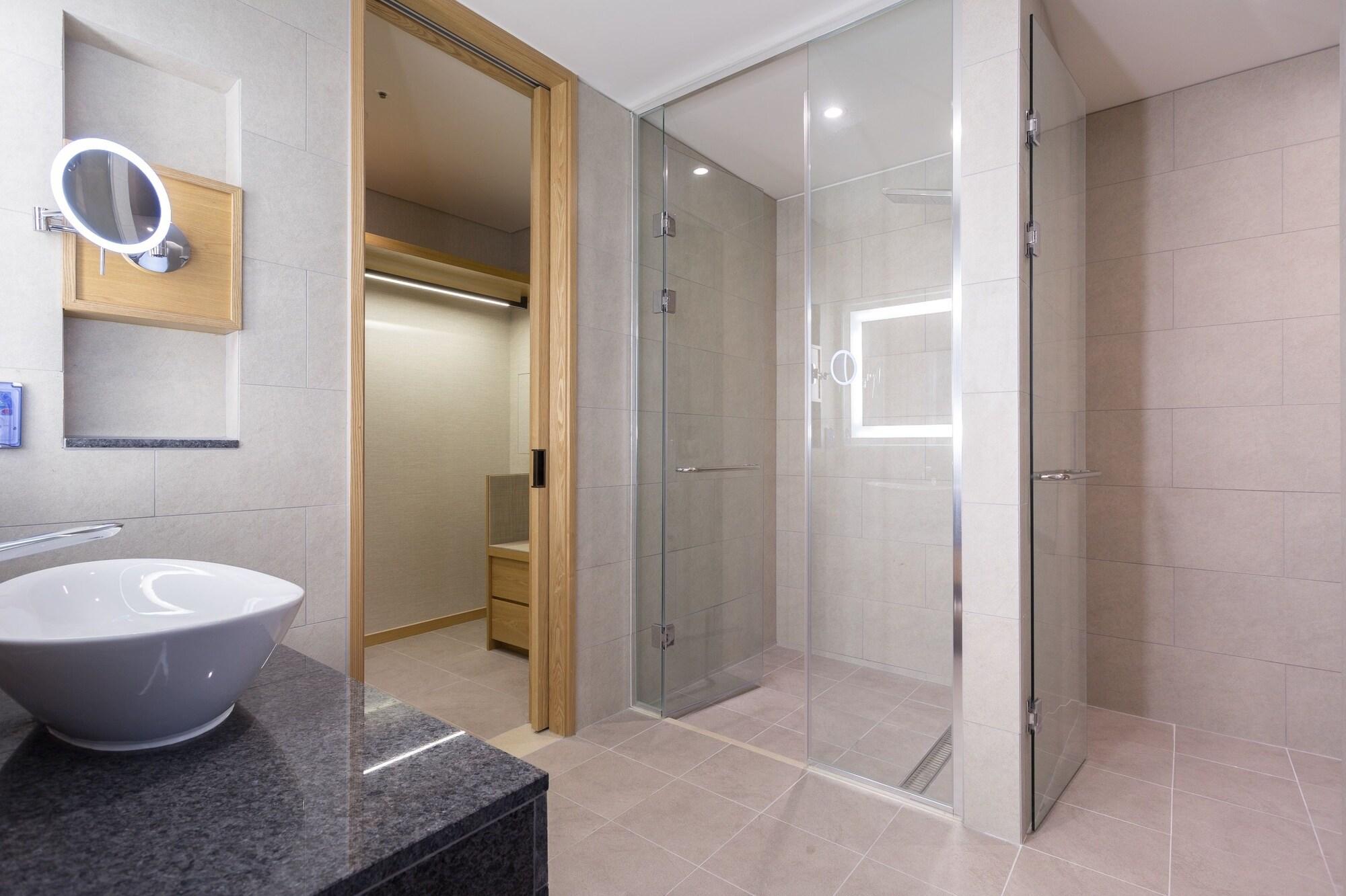 Charis Hotel Инчон Экстерьер фото
